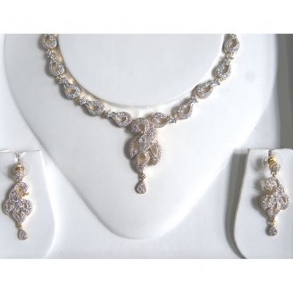 The precious necklace Mothers Day Special Delivery Jaipur, Rajasthan